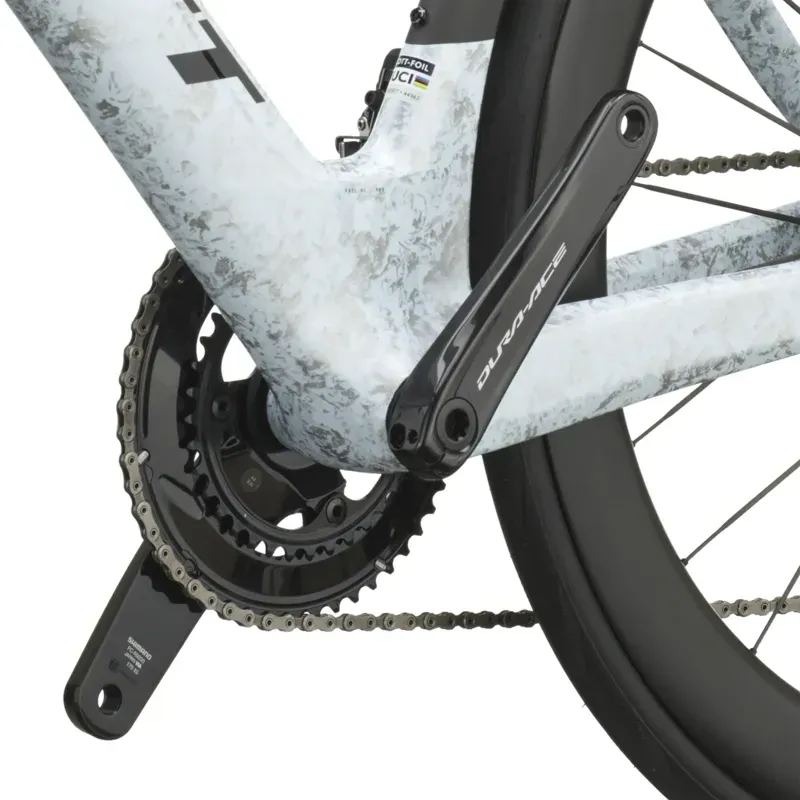 Scott Foil RC Pro Road Bike in Rush White/Carbon Black-6