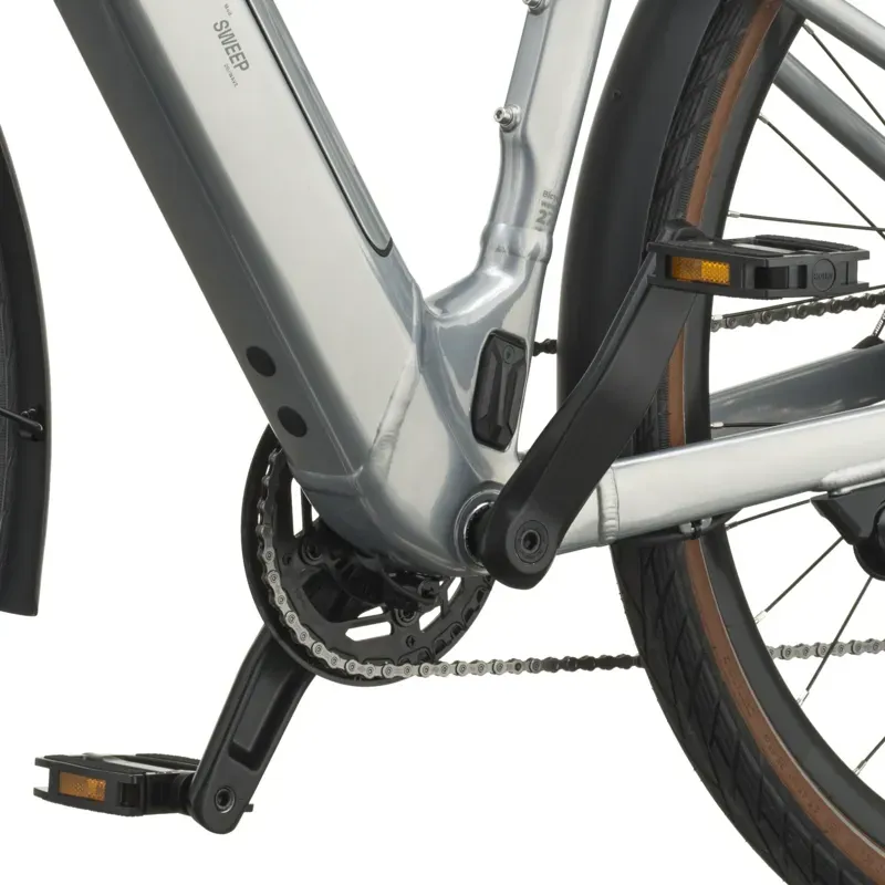 Scott Sweep 20 Wave E-Hybrid Bike in Chrome Silver-6